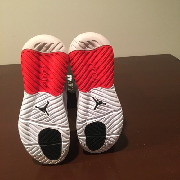 Jordan Max 200 "White Challenge" GS Size 6.5 - Picture 5 of 7